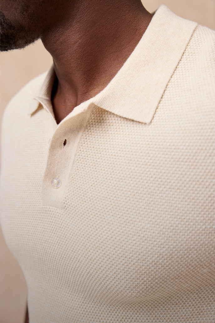 Man wearing Tech Linen Sweater Polo