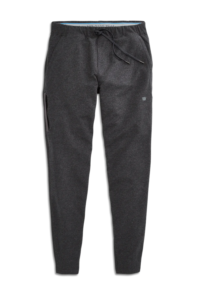 ACE sweatpant laydown